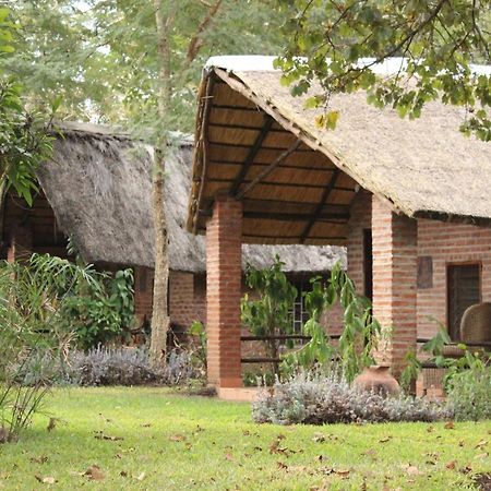 Barefoot Lodge And Safaris - Malawi Lilongwe Esterno foto