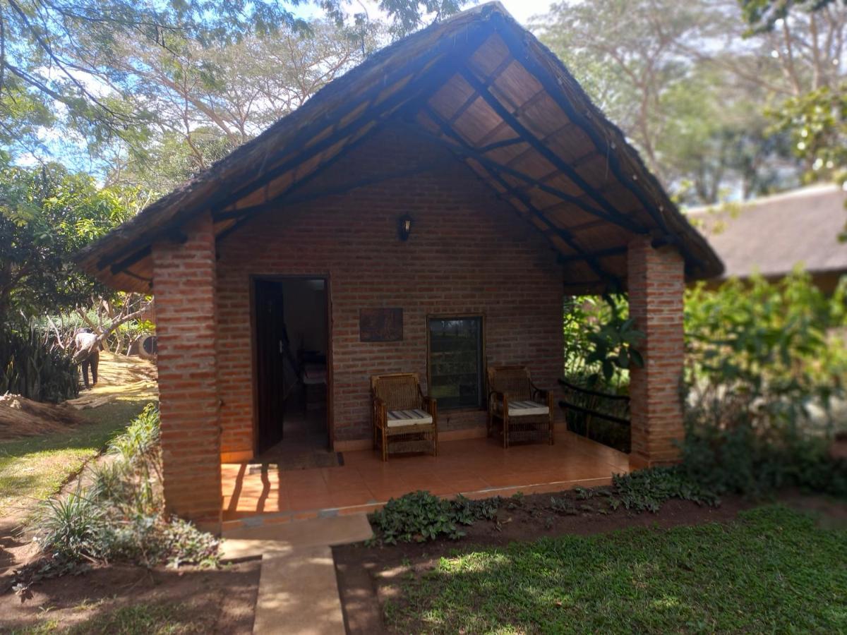 Barefoot Lodge And Safaris - Malawi Lilongwe Esterno foto