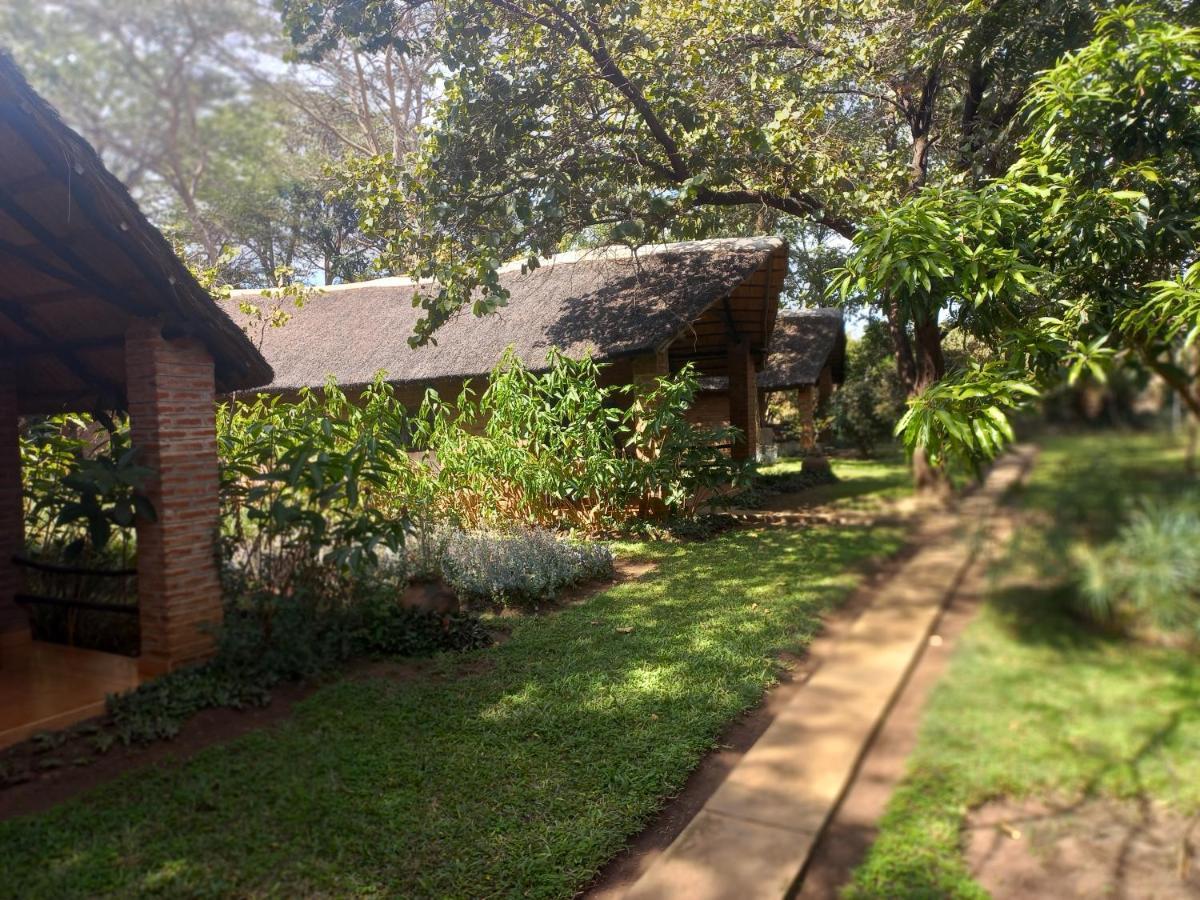 Barefoot Lodge And Safaris - Malawi Lilongwe Esterno foto