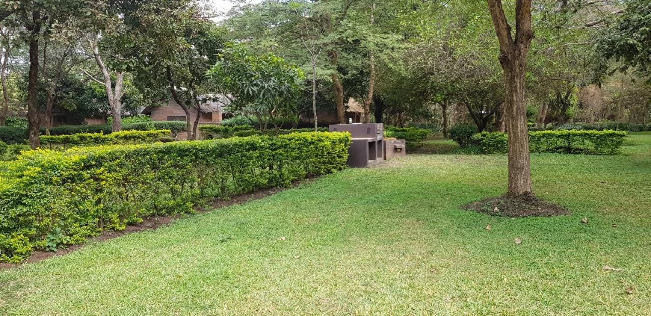 Barefoot Lodge And Safaris - Malawi Lilongwe Esterno foto
