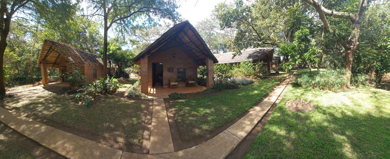 Barefoot Lodge And Safaris - Malawi Lilongwe Esterno foto